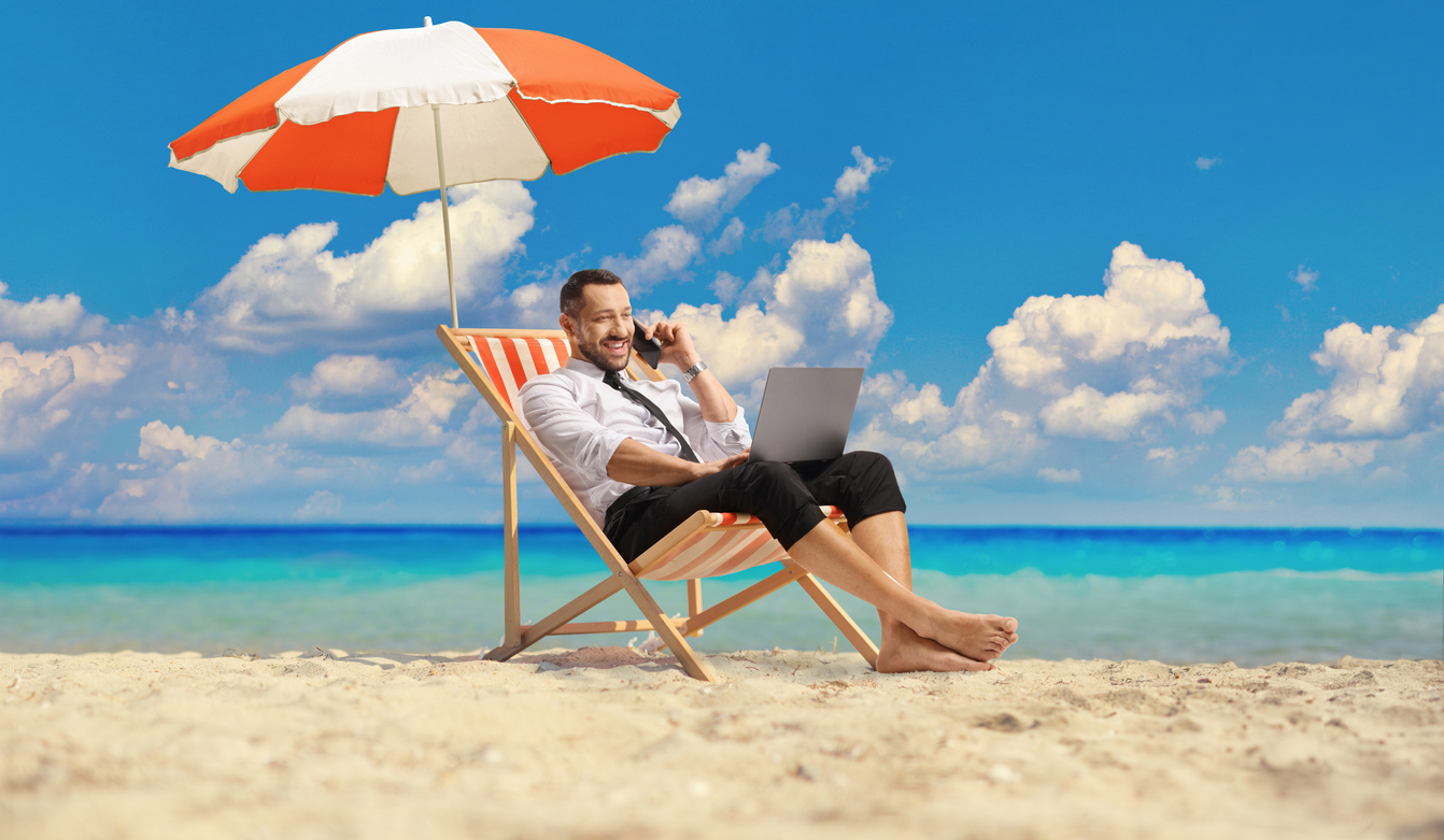 Homme d'affaire en vacances